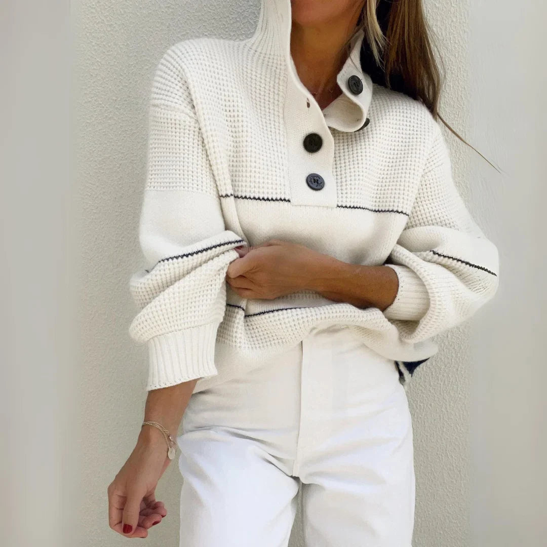 Ronja – Sweater med Polokrave og Knapper